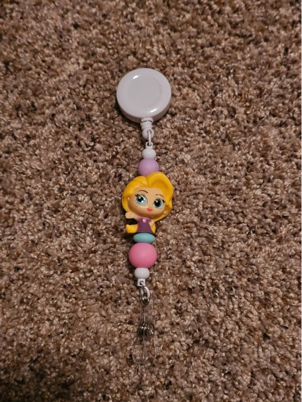 Rapunzel Doorables Badge Reel